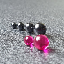 Load image into Gallery viewer, 3mm Sic, 4mm SiC, 5mm SiC, 6mm Sic, 4mm Ruby and 6mm Ruby terp ball terp pearls
