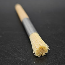 Load image into Gallery viewer, Vegan Fibre Vaporizer cleaning brush