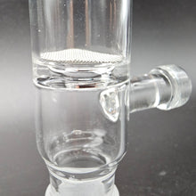 Load image into Gallery viewer, Mesh Adapter Bowl V2 - Mesh Screen Mounting Close Up