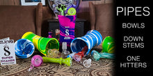 Load image into Gallery viewer, Super Soaker Cleaning Container for pipes, bowls and stems