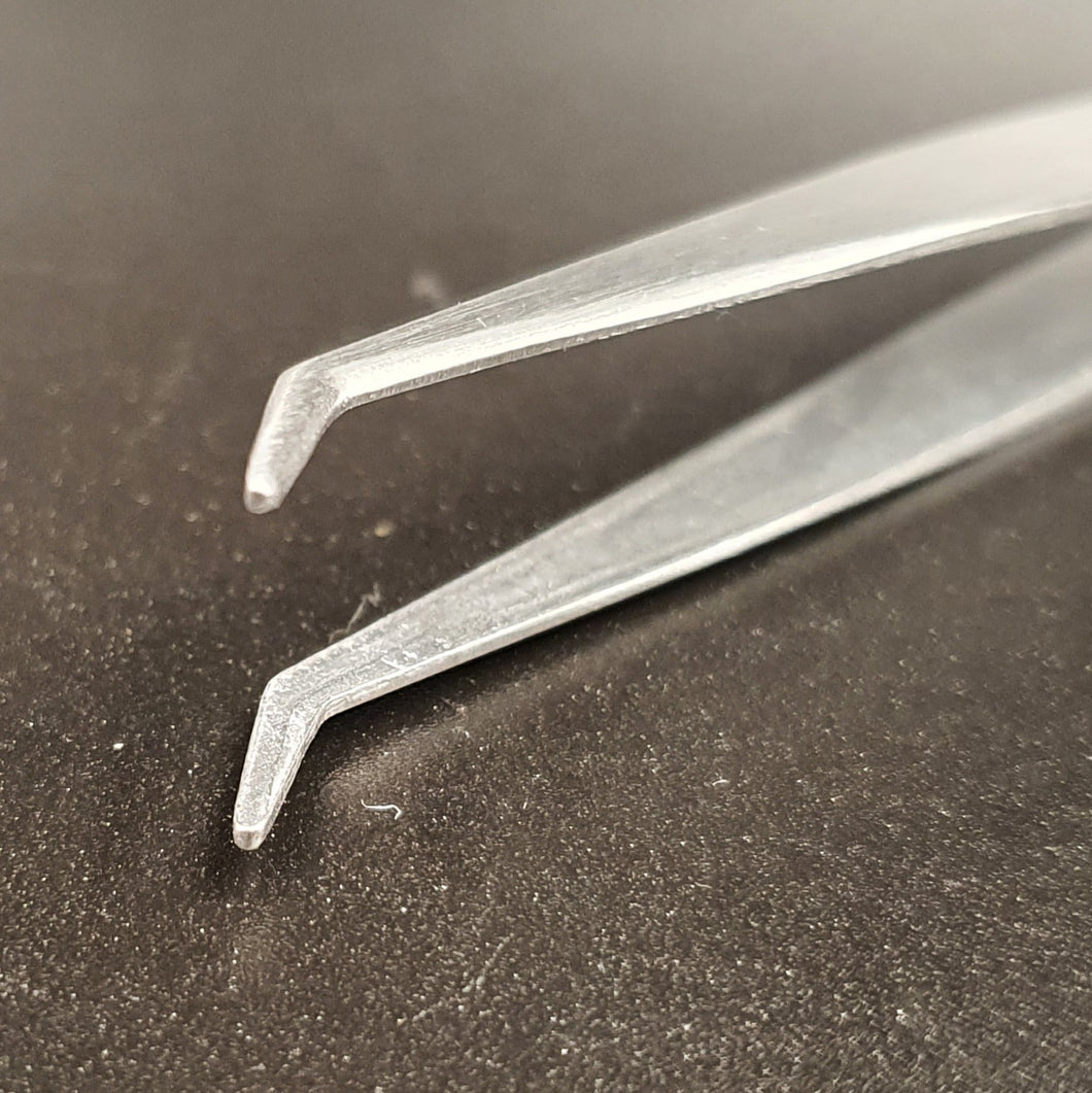 Curved Tip Tweezer - Stainless Steel